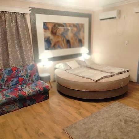 Marikalak Appartement Keszthely Buitenkant foto